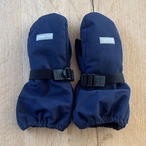 Reima waterproof Navy Mittens with Adjustable Straps size 4-6 yrs